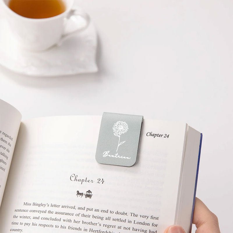 Custom Personalized Magnetic Leather Bookmark - With Name and Birthday Flowers - Canvasgiftco