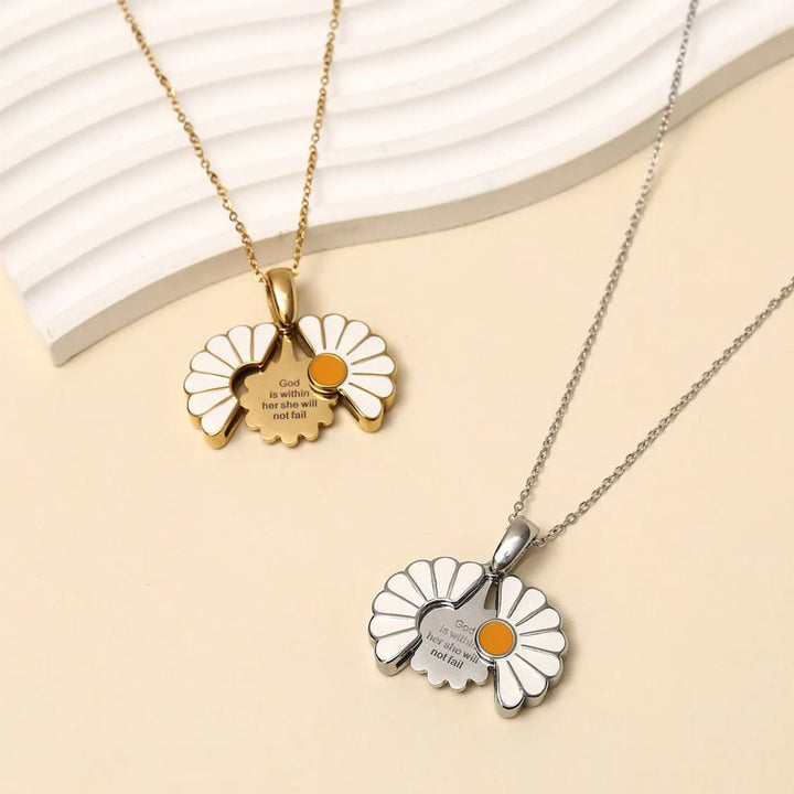 Customizable Daisy Locket Necklace - Canvasgiftco