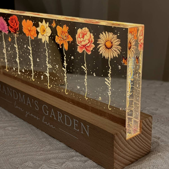 Grandma‘s Garden Birth Month Flower Personalized LED Night Light, Gift For Grandma Mom - Canvasgiftco