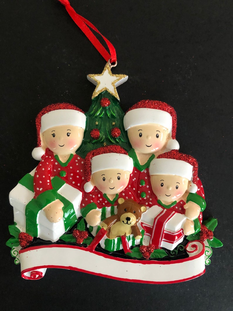 Personalisiertes Weihnachtsornament aus Kunstharz