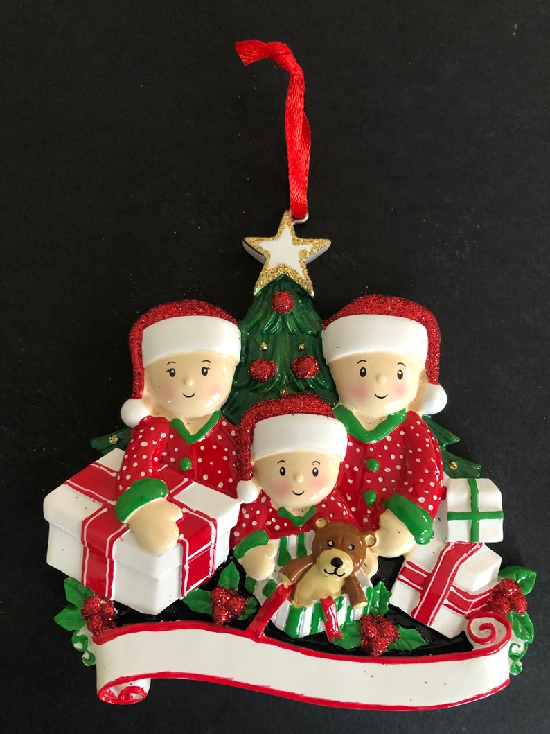 Personalisiertes Weihnachtsornament aus Kunstharz