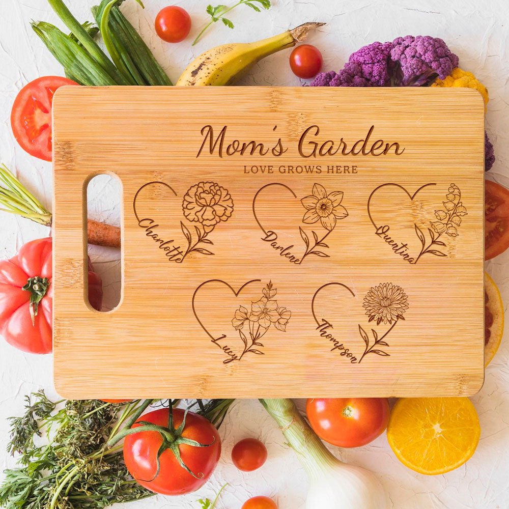 Mom's Garden is Her Children Customized Cutting Board - Canvasgiftco