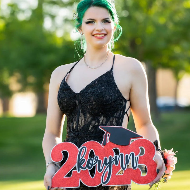 Personalized Deluxe Graduation Sign - Canvasgiftco