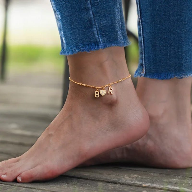 Personalized Sparkle Initial Anklet with Adjustable Figaro Chain & Crystal Initials - Canvasgiftco