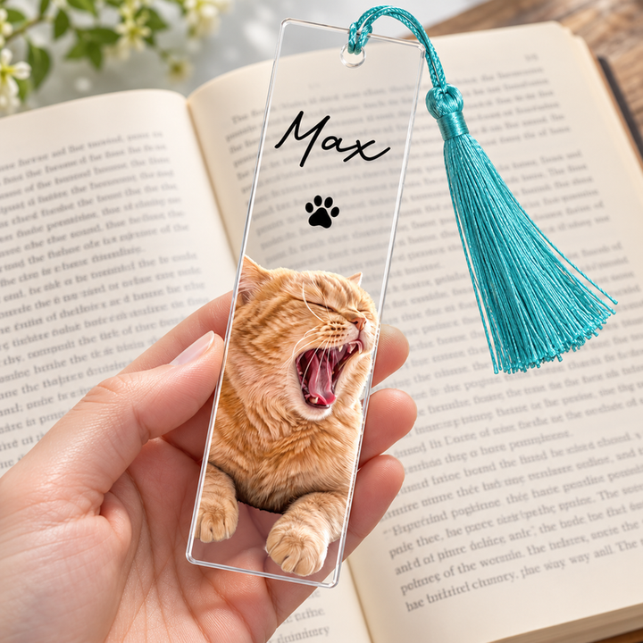 Clear acrylic edge and teal tassel detail on Max bookmark
