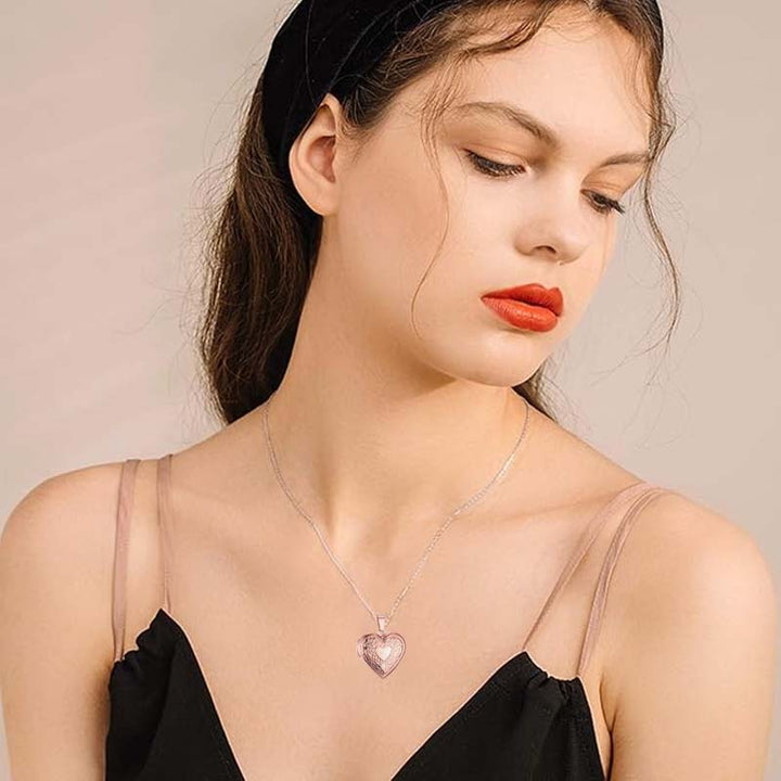 Stainless Steel Gold Plated Custom Heart Locket To Mother’s Day gift - Canvasgiftco