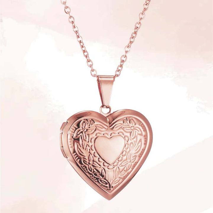 Stainless Steel Gold Plated Custom Heart Locket To Mother’s Day gift - Canvasgiftco